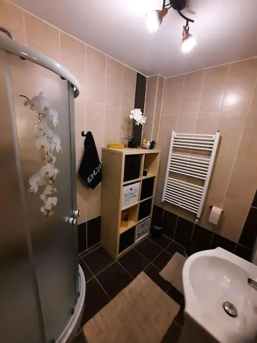 Apartment Studio Incantator Cu Parcare Gratuita In Rezidenta Bucharest Romania